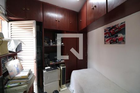 Casa à venda com 182m², 3 quartos e 2 vagasSuíte