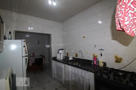 Casa à venda com 254m², 3 quartos e 2 vagasCozinha