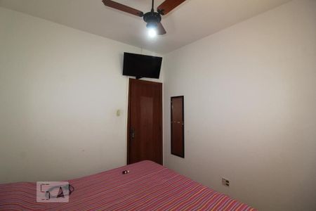 Casa à venda com 254m², 3 quartos e 2 vagasQuarto 2