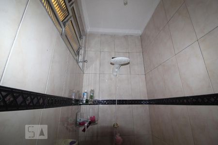 Casa à venda com 254m², 3 quartos e 2 vagasBanheiro social