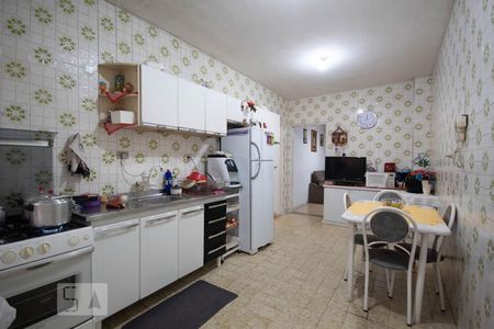 Casa à venda com 378m², 4 quartos e 2 vagasCozinha