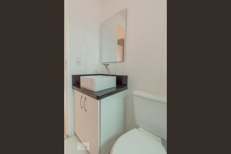 Apartamento à venda com 58m², 3 quartos e 1 vaga Apartamento à venda com 58m², 3 quartos e 1 vagaBanheiro