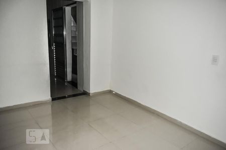 Sala de casa à venda com 3 quartos, 120m² em Vila Santa Maria, São Paulo