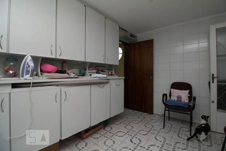 Casa à venda com 290m², 4 quartos e 2 vagas Casa à venda com 290m², 4 quartos e 2 vagasÁrea de Serviço