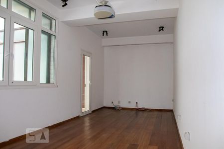 Apartamento à venda com 298m², 3 quartos e 2 vagasSala de TV