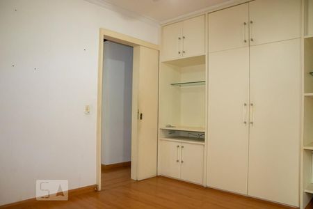 Apartamento à venda com 298m², 3 quartos e 2 vagasQuarto 1