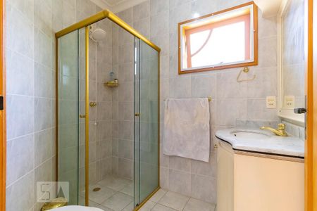 Casa à venda com 700m², 5 quartos e 8 vagas Casa à venda com 700m², 5 quartos e 8 vagasBanheiro social