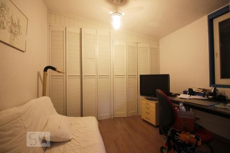 Casa à venda com 250m², 4 quartos e 3 vagasQuarto 2