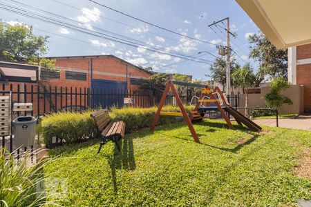 Apartamento à venda com 74m², 2 quartos e 1 vagaÁrea Comum - Playground