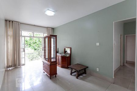 Sala 1 de apartamento para alugar com 3 quartos, 98m² em Funcionários, Belo Horizonte
