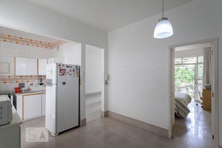 Sala 2  de apartamento para alugar com 3 quartos, 98m² em Funcionários, Belo Horizonte