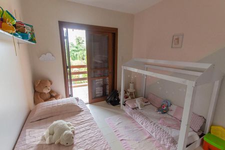 Casa de condomínio à venda com 304m², 4 quartos e 3 vagas Casa de condomínio à venda com 304m², 4 quartos e 3 vagasQuarto 4