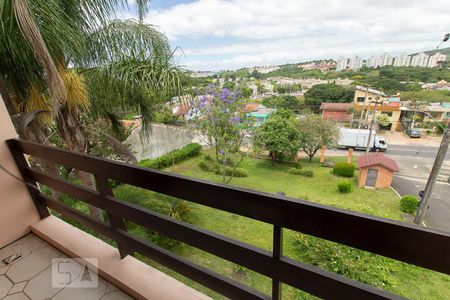 Casa de condomínio à venda com 304m², 4 quartos e 3 vagas Casa de condomínio à venda com 304m², 4 quartos e 3 vagasSuíte - Sacada