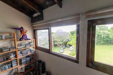 Casa de condomínio à venda com 304m², 4 quartos e 3 vagas Casa de condomínio à venda com 304m², 4 quartos e 3 vagasSótão