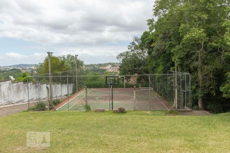 Casa de condomínio à venda com 304m², 4 quartos e 3 vagas Casa de condomínio à venda com 304m², 4 quartos e 3 vagasQuadra Esportiva