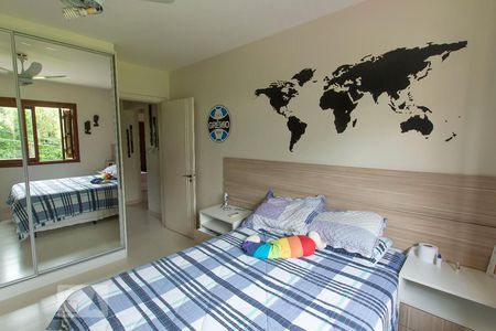 Casa de condomínio à venda com 304m², 4 quartos e 3 vagas Casa de condomínio à venda com 304m², 4 quartos e 3 vagasQuarto 3