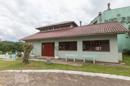 Casa de condomínio à venda com 304m², 4 quartos e 3 vagas Casa de condomínio à venda com 304m², 4 quartos e 3 vagasÁrea comum - Salão de festas