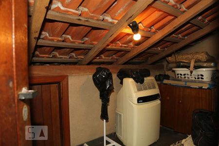 Casa à venda com 176m², 2 quartos e 3 vagasSótão 