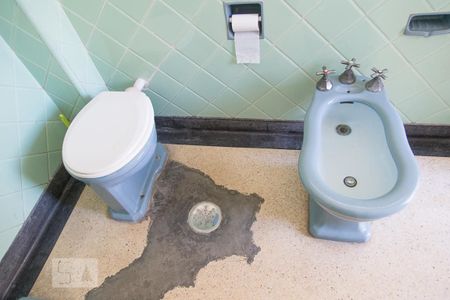 Casa à venda com 110m², 2 quartos e sem vaga Casa à venda com 110m², 2 quartos e sem vagaBanheiro Social