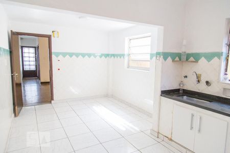 Casa à venda com 110m², 2 quartos e sem vaga Casa à venda com 110m², 2 quartos e sem vagaCozinha