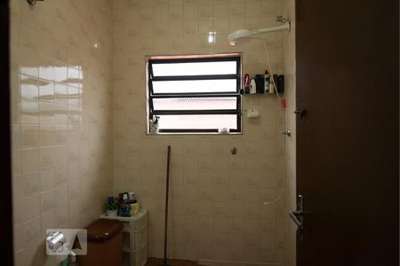 Casa à venda com 200m², 3 quartos e 2 vagasBanheiro