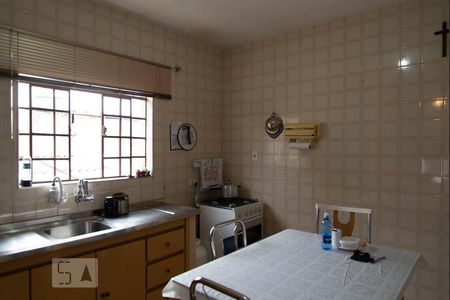 Casa à venda com 200m², 3 quartos e 2 vagasCozinha