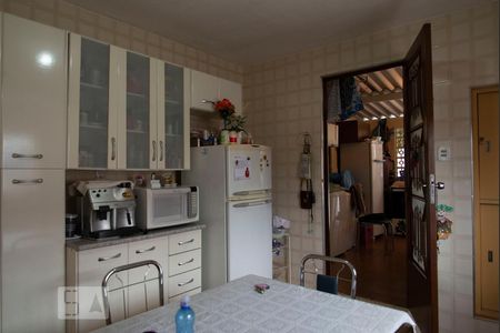 Casa à venda com 200m², 3 quartos e 2 vagasCozinha