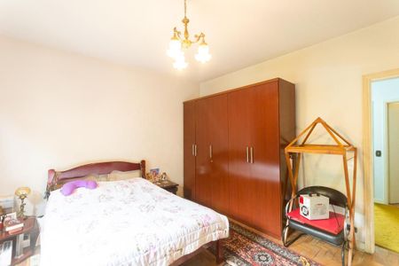 Casa à venda com 291m², 4 quartos e 5 vagas Casa à venda com 291m², 4 quartos e 5 vagasSuíte 1