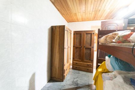 Casa à venda com 291m², 4 quartos e 5 vagas Casa à venda com 291m², 4 quartos e 5 vagasQuarto 1