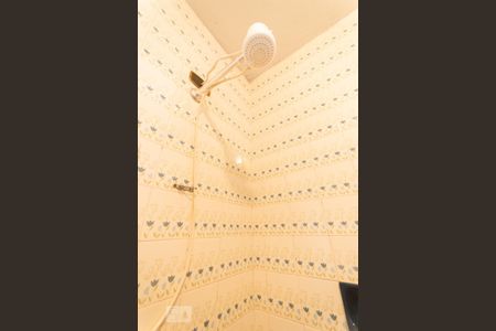 Casa à venda com 291m², 4 quartos e 5 vagas Casa à venda com 291m², 4 quartos e 5 vagasBanheiro Social