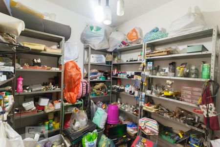 Casa à venda com 291m², 4 quartos e 5 vagas Casa à venda com 291m², 4 quartos e 5 vagasQuarto de Serviço