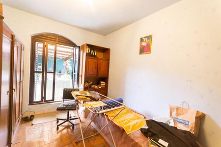 Casa à venda com 291m², 4 quartos e 5 vagas Casa à venda com 291m², 4 quartos e 5 vagasQuarto 2