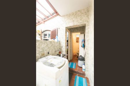 Casa à venda com 291m², 4 quartos e 5 vagas Casa à venda com 291m², 4 quartos e 5 vagasÁrea de Serviço