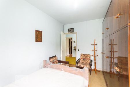 Casa à venda com 291m², 4 quartos e 5 vagas Casa à venda com 291m², 4 quartos e 5 vagasQuarto 3