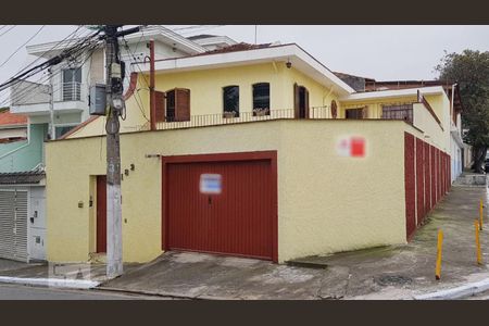 Casa à venda com 148m², 3 quartos e 3 vagasFachada