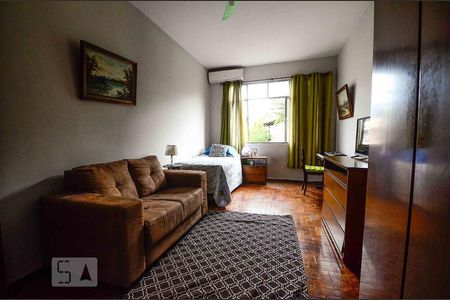 Casa à venda com 184m², 4 quartos e 2 vagasQuarto 2