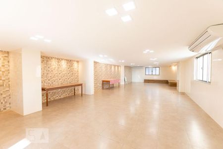 Apartamento à venda com 70m², 2 quartos e 1 vaga Apartamento à venda com 70m², 2 quartos e 1 vagaÁrea comum - Salão de festas