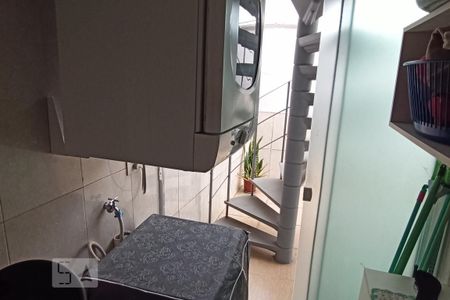 Casa de condomínio para alugar com 163m², 2 quartos e 2 vagas Casa de condomínio para alugar com 163m², 2 quartos e 2 vagasDetalhe da area de serviço