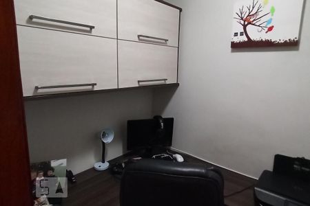 Casa de condomínio para alugar com 163m², 2 quartos e 2 vagas Casa de condomínio para alugar com 163m², 2 quartos e 2 vagasEscritorio