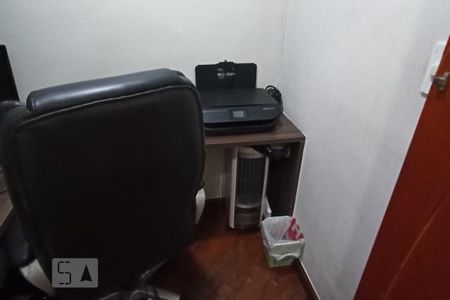 Casa de condomínio para alugar com 163m², 2 quartos e 2 vagas Casa de condomínio para alugar com 163m², 2 quartos e 2 vagasEscritorio