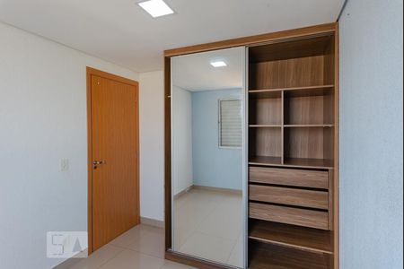 Quarto 1 - Armários de apartamento para alugar com 2 quartos, 41m² em Parque das Cachoeiras, Campinas