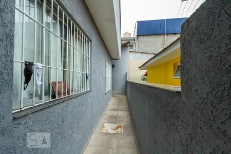 Casa à venda com 160m², 4 quartos e 2 vagasCorredor lateral