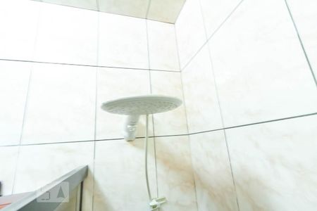 Casa à venda com 160m², 4 quartos e 2 vagasChuveiro