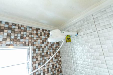 Casa à venda com 160m², 4 quartos e 2 vagasChuveiro