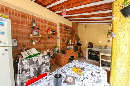 Casa à venda com 410m², 5 quartos e 4 vagas Casa à venda com 410m², 5 quartos e 4 vagasÁrea Gourmet