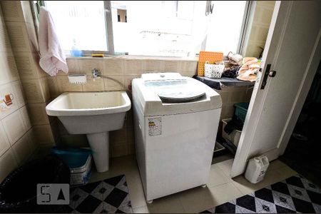 Apartamento à venda com 179m², 4 quartos e 3 vagas Apartamento à venda com 179m², 4 quartos e 3 vagasÁrea de Serviço