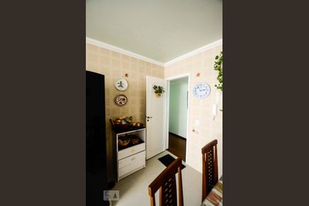 Apartamento à venda com 179m², 4 quartos e 3 vagas Apartamento à venda com 179m², 4 quartos e 3 vagasCozinha