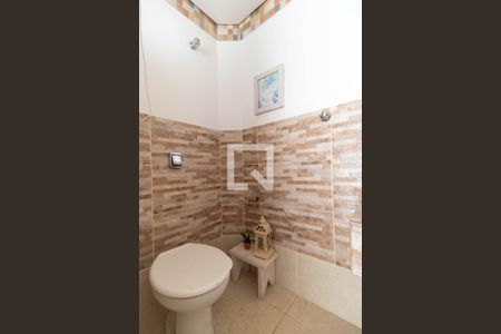 Casa à venda com 210m², 4 quartos e 3 vagasLavabo