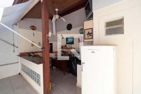 Casa à venda com 210m², 4 quartos e 3 vagasChurrasqueira