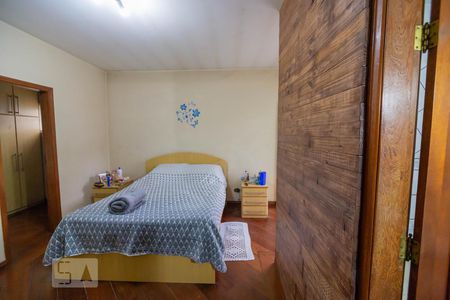 Casa à venda com 475m², 3 quartos e 6 vagasSuite Master